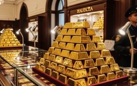 Giá vàng hôm nay (26/3): Vàng miếng SJC và vàng nhẫn đứng im, ngược chiều thế giới biến động mạnh