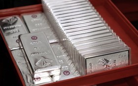Giá bạc hôm nay (29/4): Bạc trong nước giảm sâu, thế giới phục hồi nhẹ