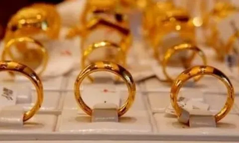 Giá vàng nhẫn hôm nay 2/6: Vàng nhẫn tiếp tục rớt mạnh, cơ hội để mua vào?
