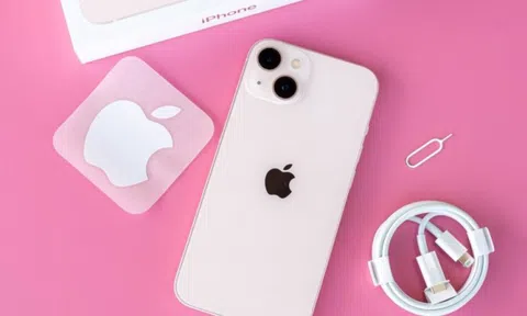 iPhone 13 đập hộp rẻ không tưởng: Thiết kế lẫn hiệu năng vẫn cực đỉnh