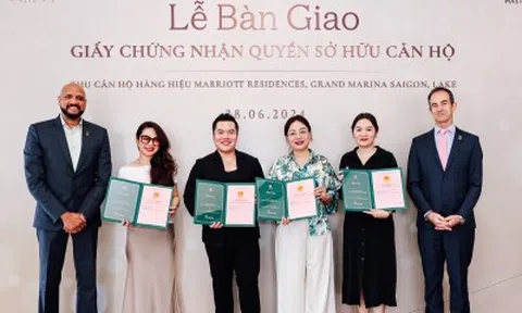 Masterise Homes bàn giao sổ hồng các căn hộ Hàng hiệu Marriott đầu tiên tại Việt Nam