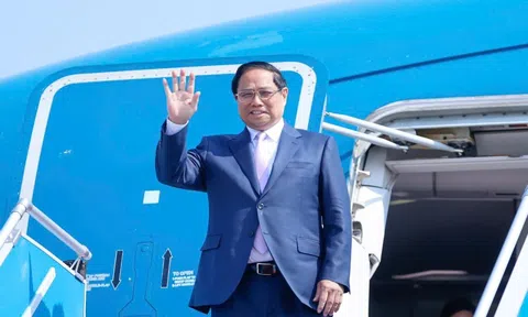 Thủ tướng Phạm Minh Chính lên đường dự Hội nghị Cấp cao ASEAN lần thứ 44 và 45 tại Lào