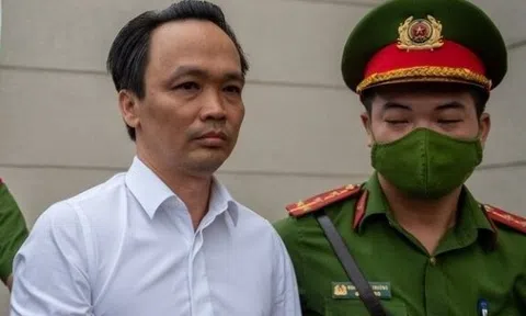 Nhiều người ký đơn xin giảm án cho ông Trịnh Văn Quyết