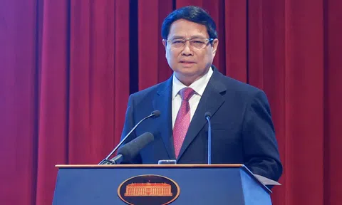 Thủ tướng: Ngoại giao góp phần đắc lực, hiệu quả thúc đẩy tăng trưởng và các lực lượng sản xuất mới