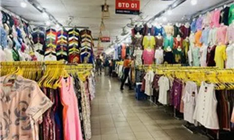 Phát triển chợ truyền thống - Bài 1: Ế ẩm, vắng khách do sức mua yếu