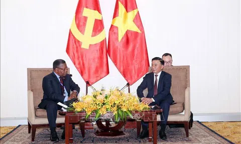 Tăng cường tin cậy chính trị, củng cố quan hệ hữu nghị gắn bó Việt Nam - Angola