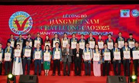 Vinh danh 562 doanh nghiệp đạt chứng nhận hàng Việt Nam chất lượng cao năm 2025