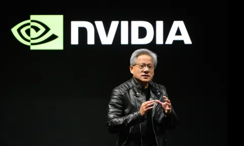 Nvidia cán mốc vốn hóa 4,5 nghìn tỷ USD, giới phân tích lạc quan bất chấp các cảnh báo rủi ro