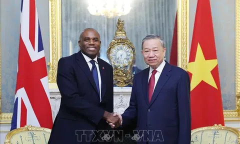 Tổng Bí thư Tô Lâm gặp Phó Thủ tướng Anh David Lammy