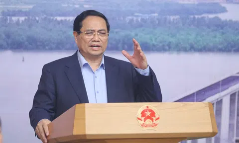 Thủ tướng: Khánh thành tuyến cao tốc từ Cao Bằng tới Cà Mau vào 19/12/2025