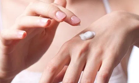 Thu hồi và tiêu hủy lô kem bôi da Thuần Mộc không đạt chất lượng