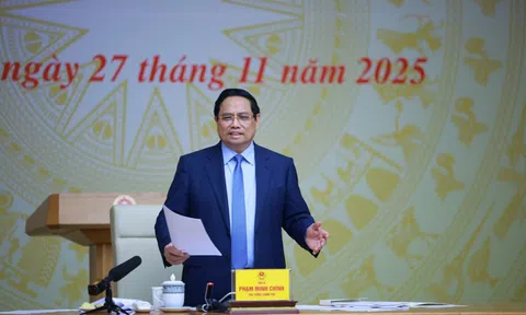 Thủ tướng: Tôn vinh kịp thời những trường hợp xả thân, cống hiến vì nhân dân, vì đồng đội, vì đất nước