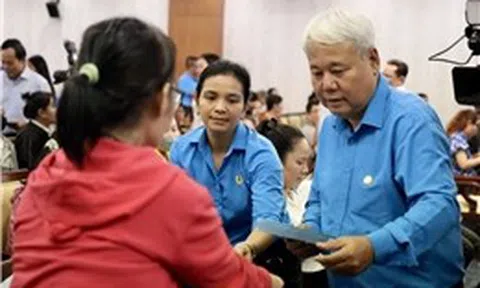 TP Hồ Chí Minh: Người lao động trong KCN-KCX nhận thưởng Tết tối thiểu 1 tháng lương