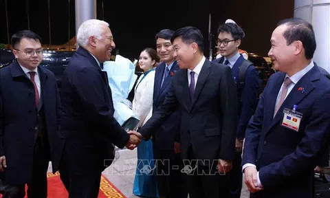 Chủ tịch Hội đồng châu Âu António Costa đến Hà Nội, bắt đầu thăm chính thức Việt Nam