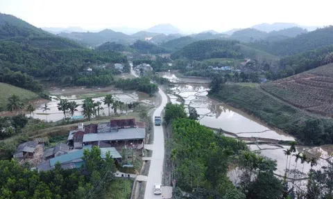 Khi chính sách đến vùng khó- Kỳ 1: Cả đời mới thấy đường bê tông về bản