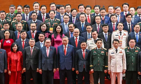 Danh sách Bộ Chính trị Ban Chấp hành Trung ương khóa XIV