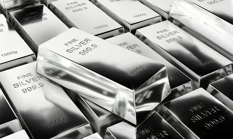 Giá bạc hôm nay 10/2, bạc thỏi SBJ giảm, ở mốc 91,76 triệu đồng/kg