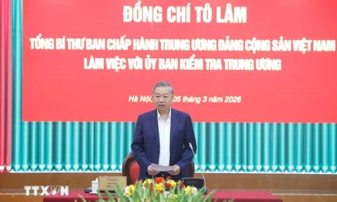 Tổng Bí thư Tô Lâm: Chuyển mạnh công tác kiểm tra, giám sát sang phòng ngừa từ sớm, từ xa
