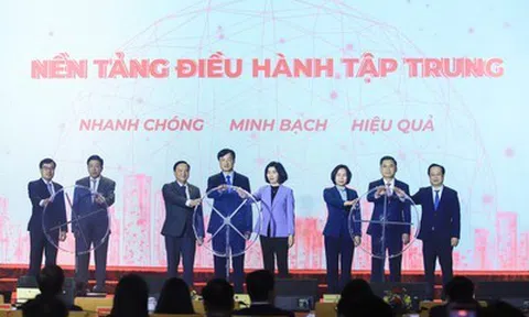 Bí thư Hà Nội bấm nút khai trương “Nền tảng điều hành tập trung của Đoàn ĐBQH và HĐND 2 cấp Tp.Hà Nội”