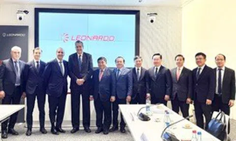 Phó Thủ tướng Nguyễn Chí Dũng làm việc với Tập đoàn hàng không vũ trụ và công nghiệp quốc phòng hàng đầu châu Âu