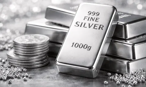Giá bạc hôm nay (13/4): Giá bạc trong nước và thế giới đồng loạt giảm sâu