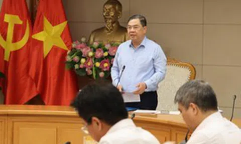 Phó Thủ tướng Thường trực Phạm Gia Túc: Triển khai hiệu quả nhất các dự án đường sắt, góp phần tăng trưởng 2 con số