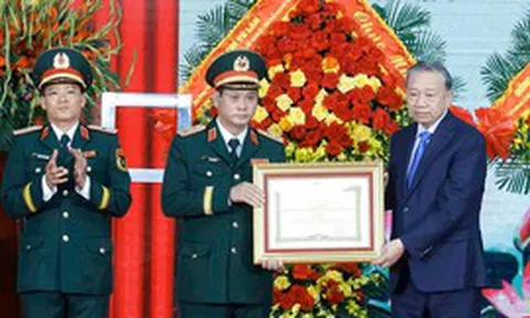 Tổng Bí thư, Chủ tịch nước Tô Lâm: Quân khu 5 phải phát huy vai trò nòng cốt trong xây dựng nền quốc phòng toàn dân