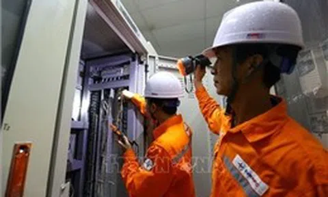 Khung giờ tính giá điện mới chờ điều chỉnh giá bán lẻ