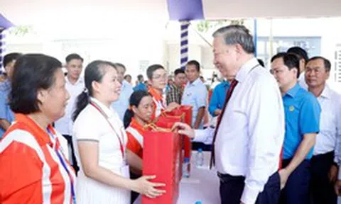 Tổng Bí thư, Chủ tịch nước Tô Lâm thăm, gặp gỡ, động viên công nhân, người lao động ở TPHCM