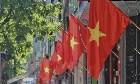 Đi làm vào ngày lễ 30/4 và 1/5 năm 2026 sẽ được hưởng lương gấp mấy lần ngày thường?