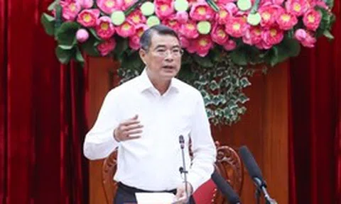 Thủ tướng: Vĩnh Long cần đặc biệt quan tâm tư duy hành động, đổi mới sáng tạo, kiến tạo phát triển