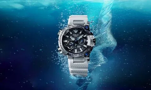 Casio ra mắt MR-G lấy cảm hứng từ hiện tượng cột băng nước mặn vùng cực