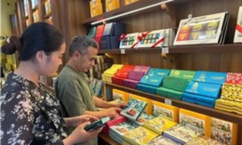 TP Hồ Chí Minh nâng tầm quà tặng lưu niệm mang bản sắc riêng