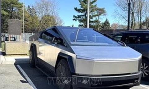 Tesla chuẩn bị ra mắt dịch vụ taxi không người lái Cybercab trong tháng 8