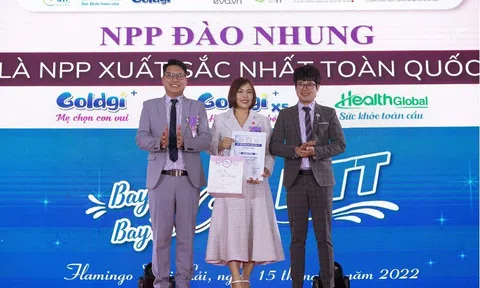 Tập đoàn NTT Việt Nam vinh danh Nhà phân phối Đào Nhung - Quảng Ninh đạt giải nhà phân phối xuất sắc nhất toàn quốc năm 2022