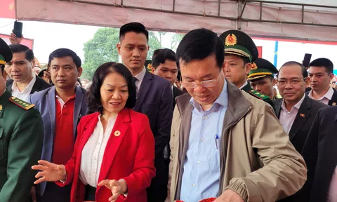 Hành trình “Hỗ trợ gạo – Trao gửi yêu thương” mang tết ấm áp đến với những hoàn cảnh khó khăn