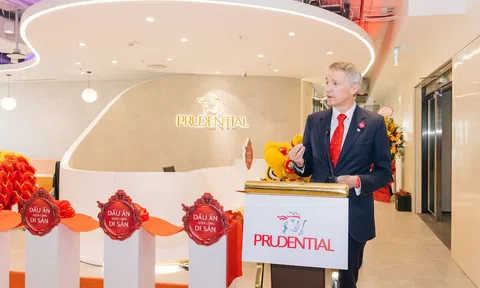 Prudential nhân rộng mô hình Trung tâm Chăm sóc Khách hàng mới tại Lote Mall Tây Hồ