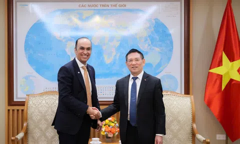 Tổng Giám Đốc Tập đoàn Prudential tái khẳng định cam kết đầu tư dài hạn, đồng hành cùng tăng trưởng bền vững của kinh tế Việt Nam